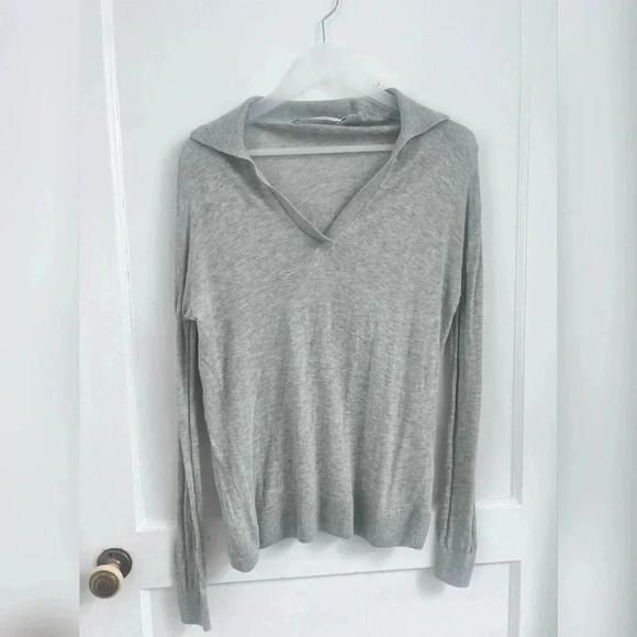Stitches & Stripes Grey V Neck Pullover Sweater Size S - Picture 1 of 3